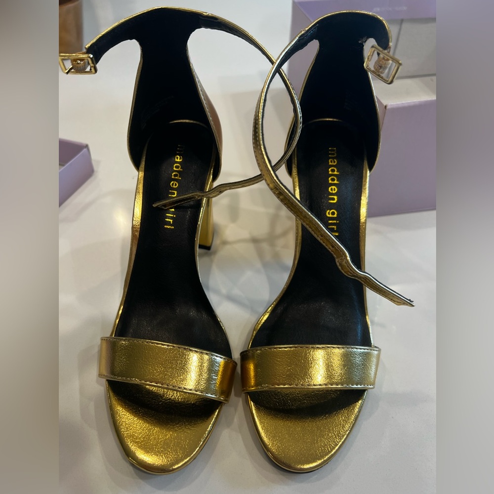 Madden girl Beella heel